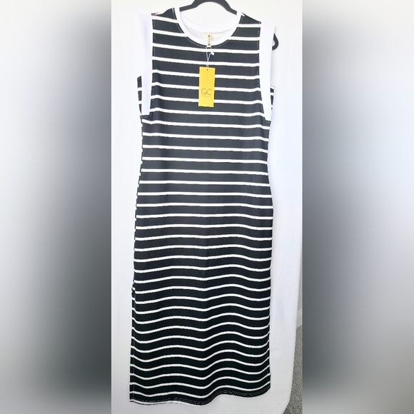 Grecerelle Dresses & Skirts - Grecerelle Black & White Striped Maxi Dress Pockets Slit Minimalist Clean Girl